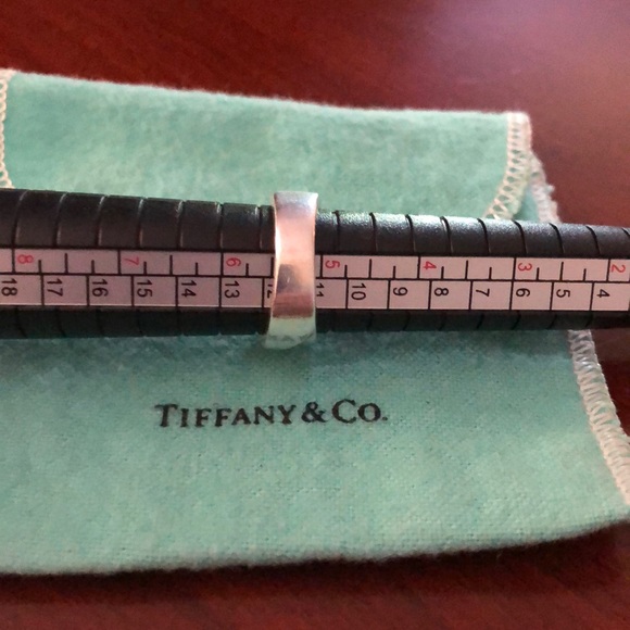 Vintage Tiffany Ring - Picture 4 of 9